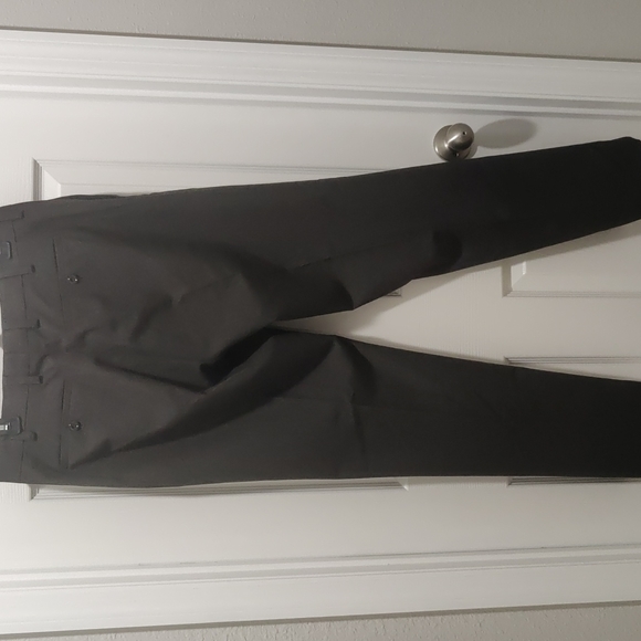 Grey pants - Picture 4 of 4